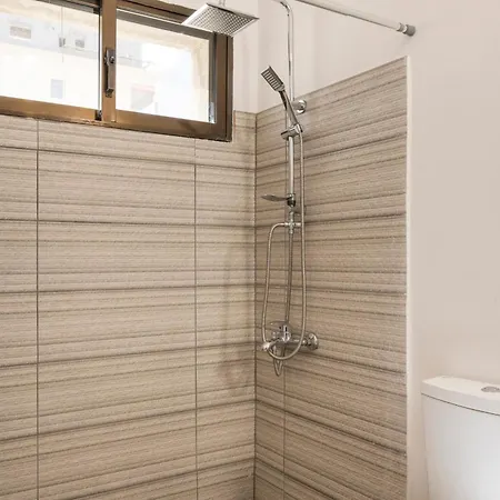 アパート Lion's Yard ハニア