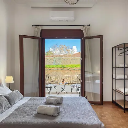 Lion's Yard Chania (Crete)